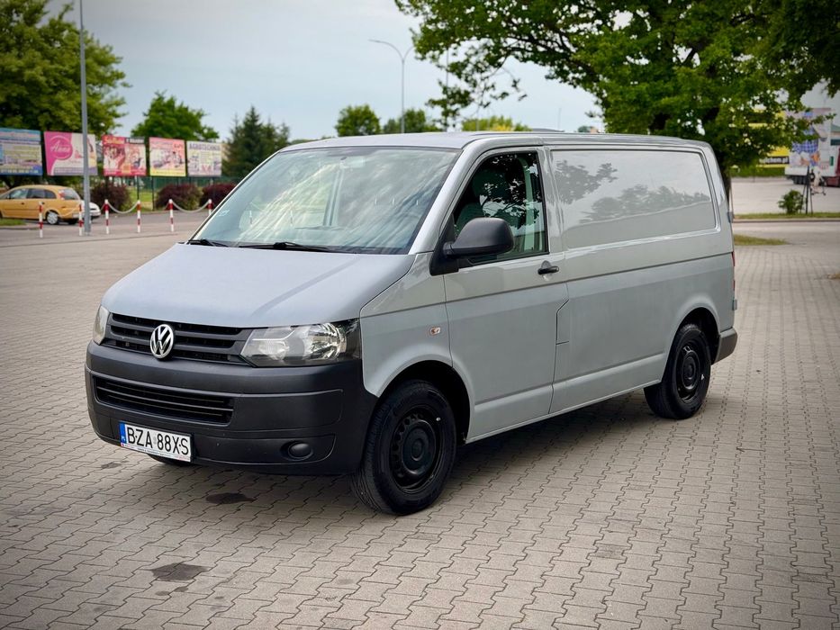 Volkswagen Transporter T5 - 3 miejscowy - wymieniony rozrząd i dwumas