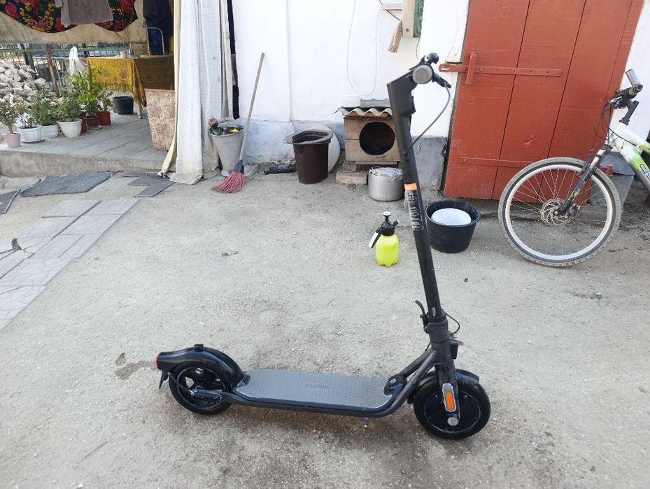 Електросамокат ninebot f25