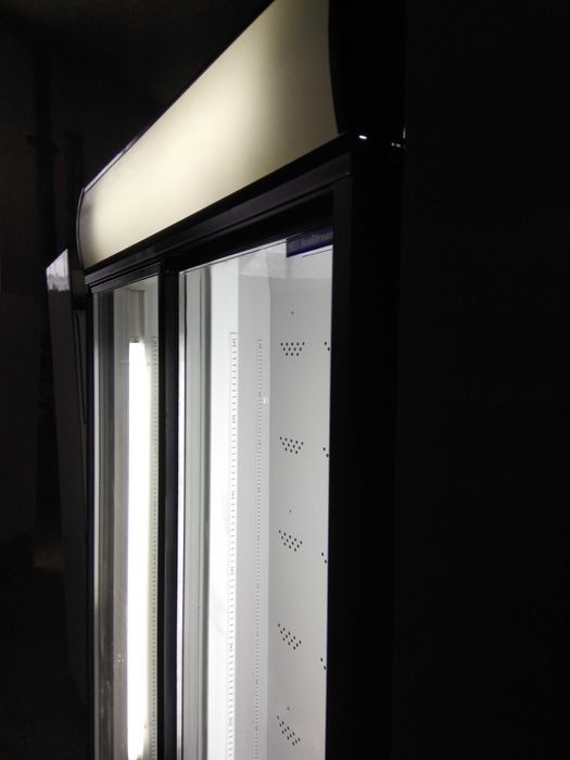 Холодильна шафа вітрина Inter 1200 Чорний, Гарантія.Сервіс з виїздом!