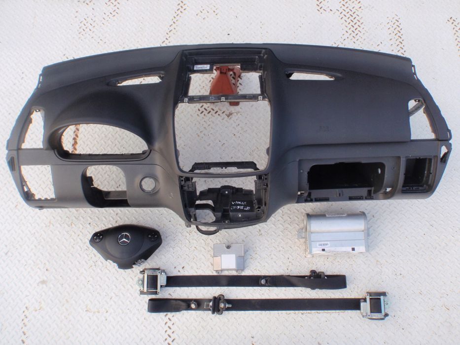 mercedes vito 963 deska kokpit konsola poduszki