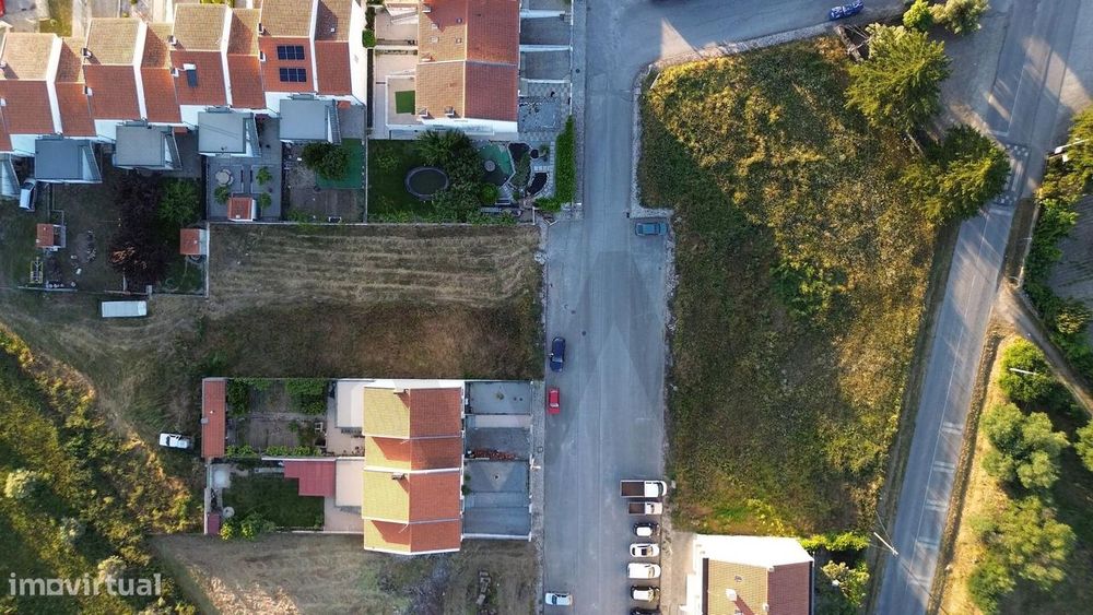 LOTE 1 | 749,5 m2 - Terreno Urbano para Construção de prédio com 3 pis — Belmonte E Colmeal Da Torre, Castelo Branco