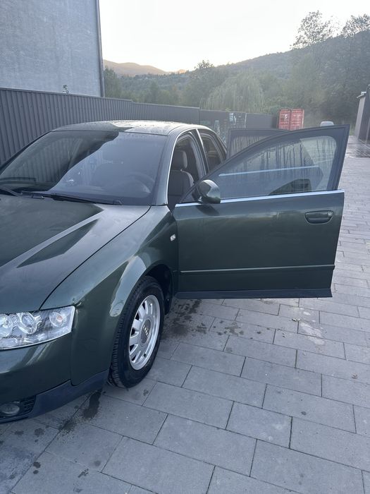 AUDI.A4b6 1.6MPI