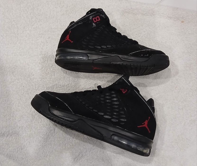 Ténis Jordan numero 38.5