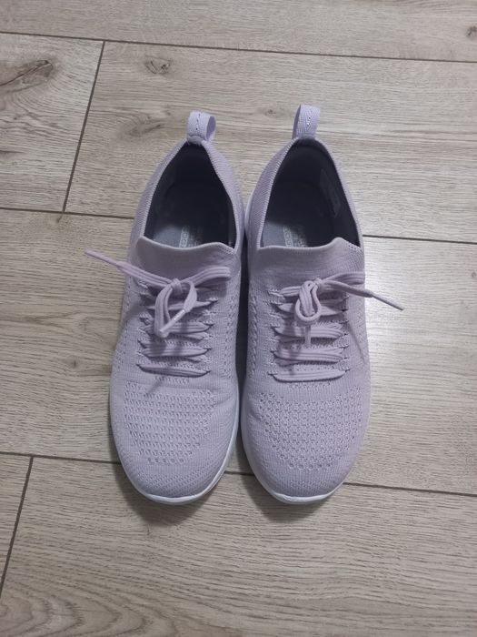 Кросівки для дівчинки  Skechers 36 розмір (23.5)