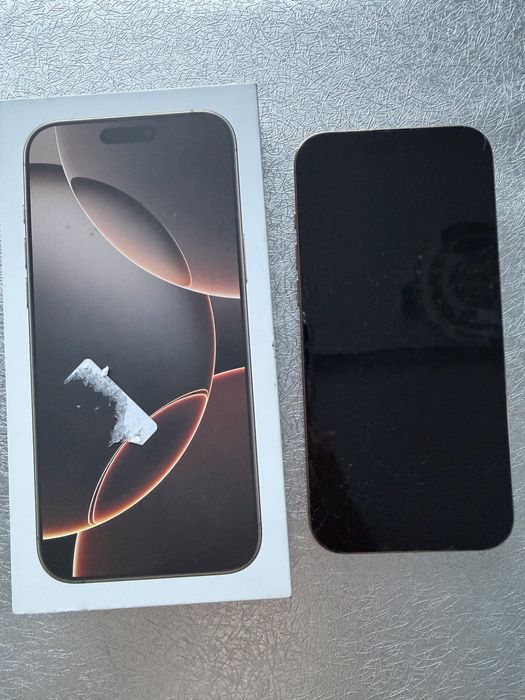 Iphone 16 Pro Max 256GB, pustynny tytan
