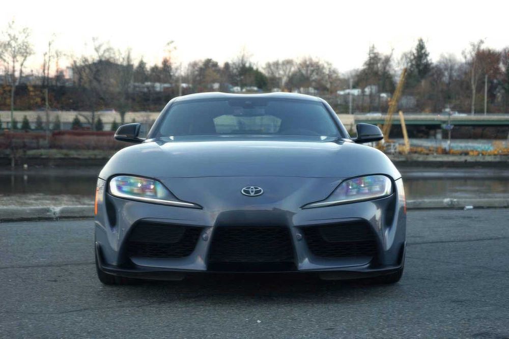 Toyota Supra      2022