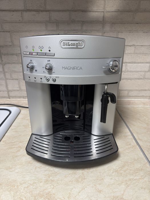 Кавомашина Delonghi Magnifica ECO ESAM3200.S