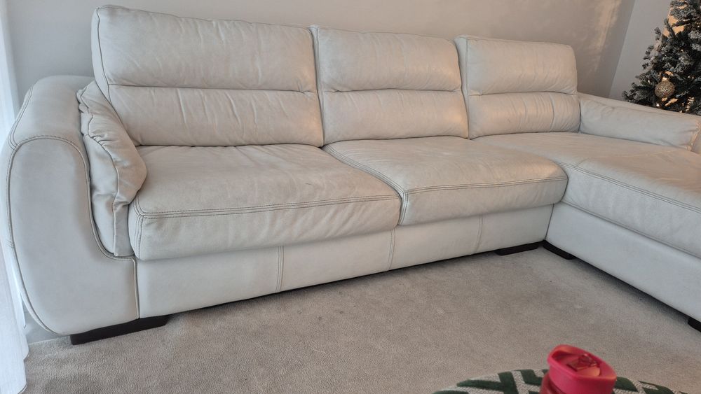 Sofá  em pele genuína  de 4 lugares com Chaise Longue