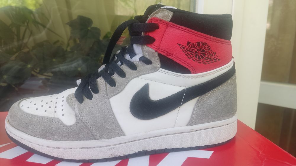 Продам кроссовки Nike Air Jordan