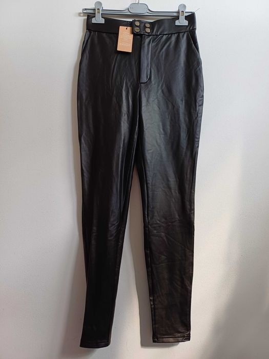 Spodnie, legginsy damskie ala skórzane r. M