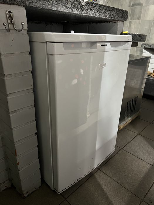 Морозильна камера Beko