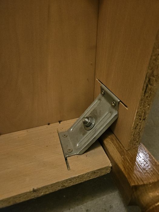 Sprzedam stół 80x90 rozkładany
