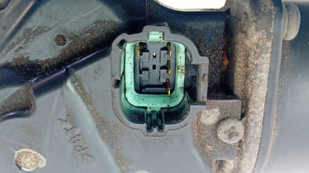 Motor limpa vidros frente NISSAN Micra III (K12)