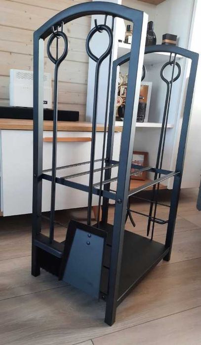 Mega solidny metalowy stojak na drewno stylowy w kolorze czarnym