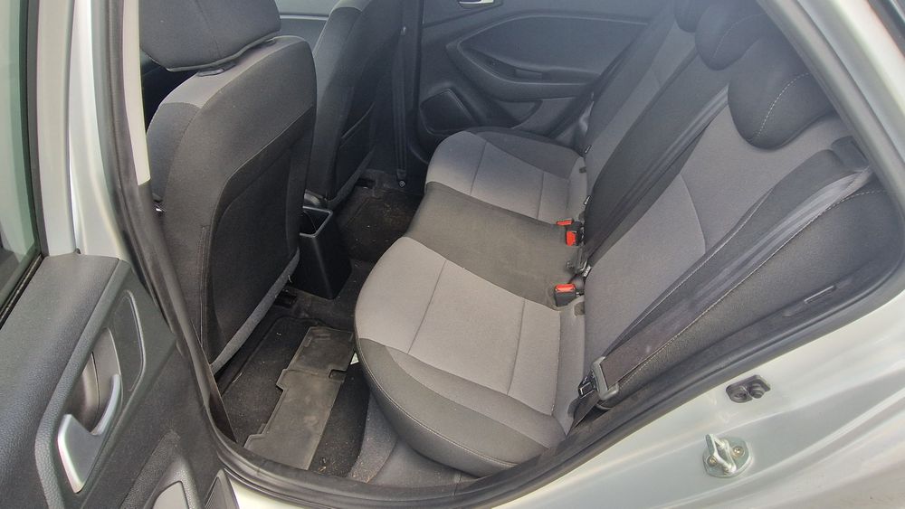 Hyundai i20 1.1 crdi 105 mil km