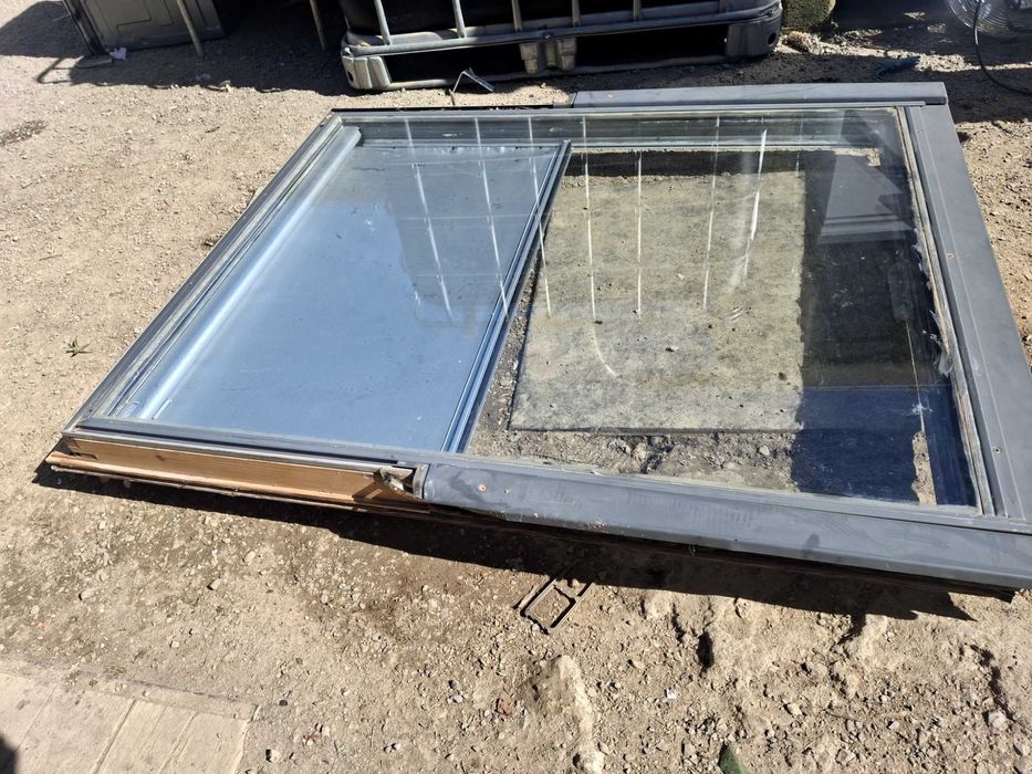 2 Claraboias Velux 114cm x 140cm