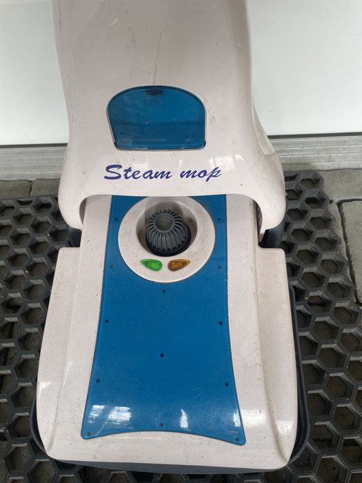 Mop do mycia podlogi na goraco