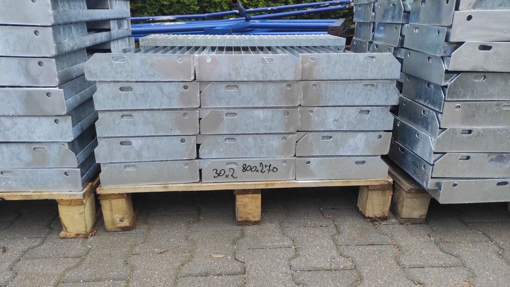 stopnie schodowe stopień schodowy 800x270 30x2 kraty WEMA