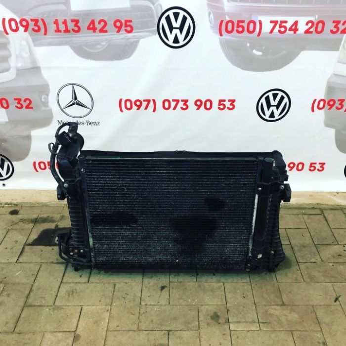 Радиатор VW Caddy Passat B6 Пасат Touran Golf Гольф 5 Jetta диффузор