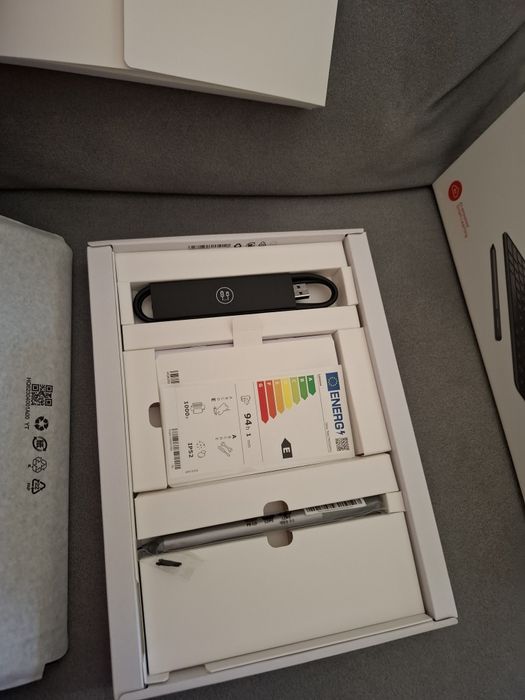 Lenovo Idea Tab 11" (Como Novo) com Teclado + Caneta + Peliculas de vidro e Garantia do equipamento