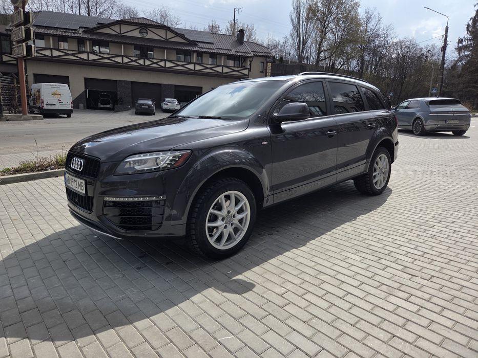 AUDI Q7 2014р.в  3.0 дизель