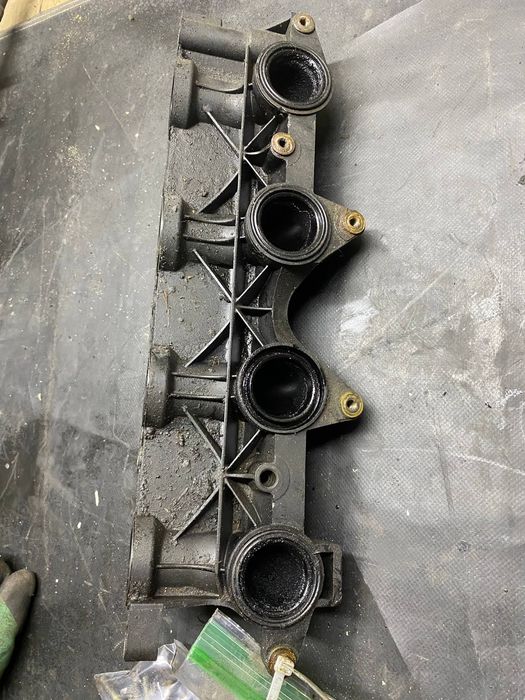 Коллектор Впускной Рено Мастер 2.2 1997-2004 рік