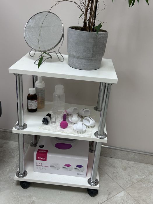 Косметична етажетка-візок