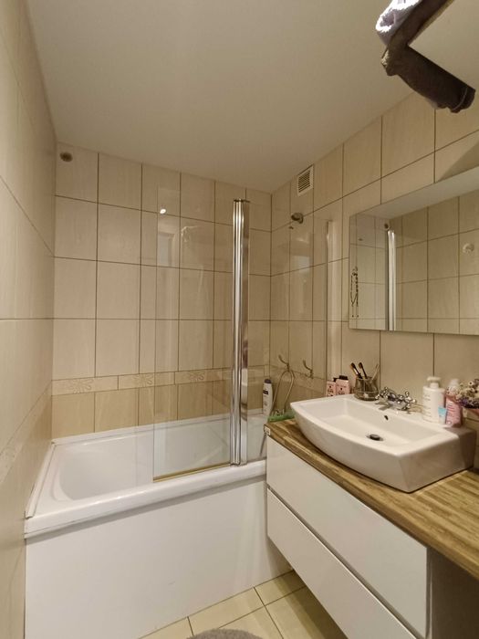 Продається 2-кімн. квартира р-н ДОС ремонт, меблі, техніка