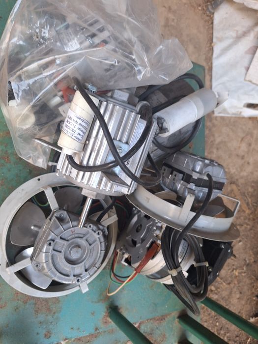 Tubos de isolamento + tubos de PPR + outros acessórios de ventilação - NOVOS e USADOS