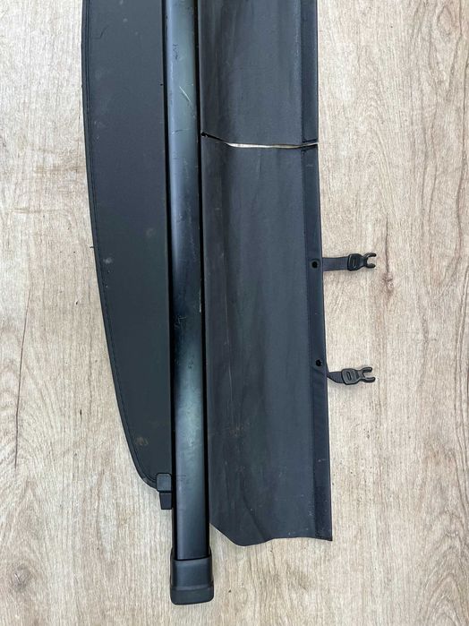 Roleta bagażnika Toyota Rav4