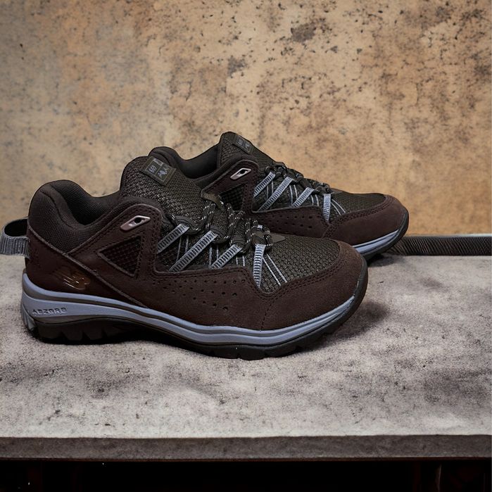 Продам кроссовки