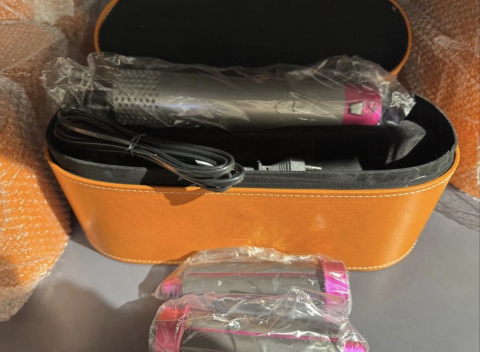 Secador profissional com estojo (envio gratis)