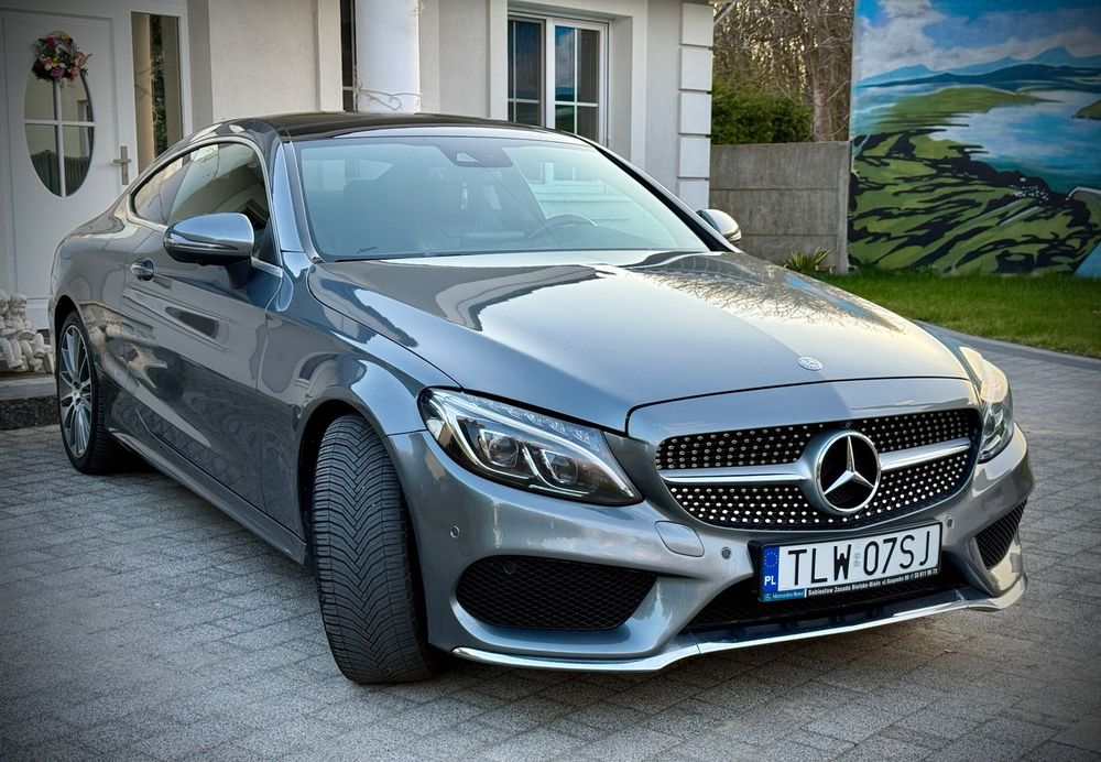 Mercedes-Benz Klasa C Piękna C klasa coupe