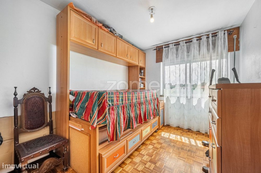 Apartamento T3 Prelada perto do metro