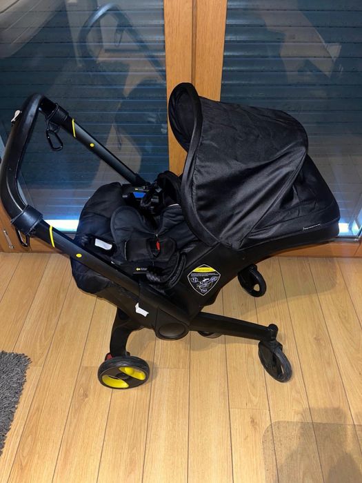 Carrinho bebé/cadeira auto(2 em 1)