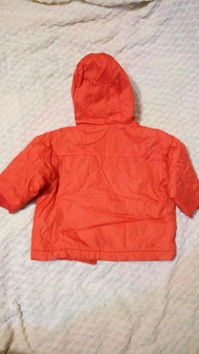 Фирменная курточка весна-осень 3-6 месяцев рост 70 см.