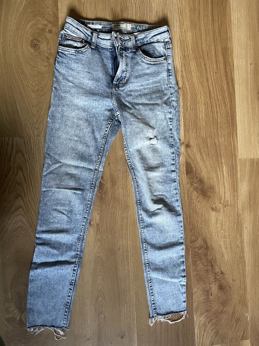 Джинси bershka