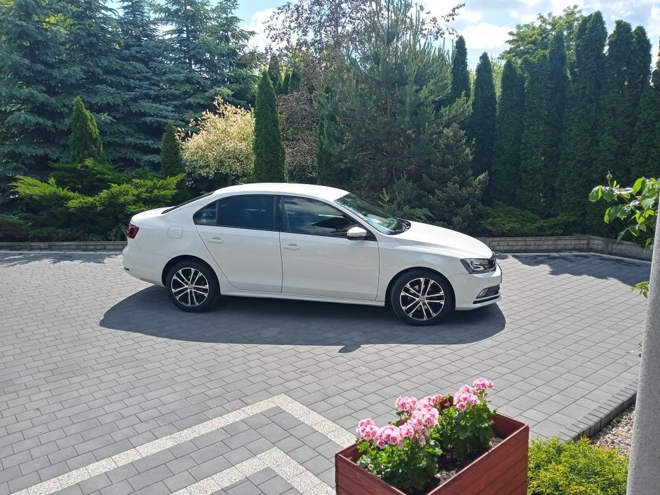 Vw Jetta Passat 2.0TDI,DSG,Full Led,Navi, WZOROWY Stan!!