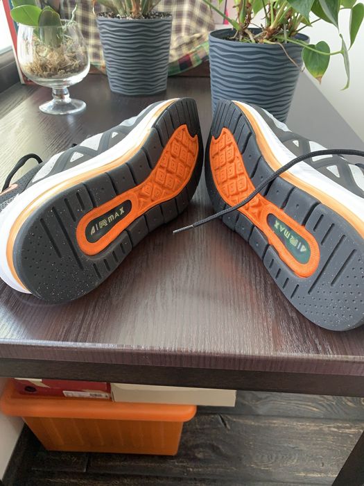 Nike Air Max Genome в расцветке «Black/Total Orange»