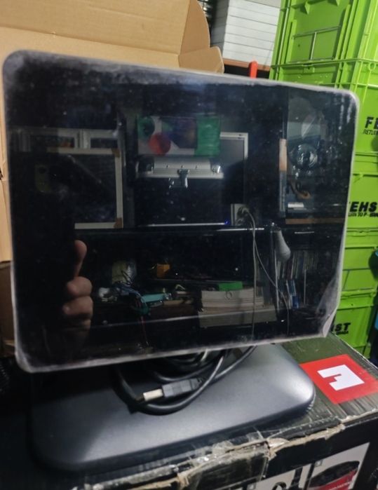 Monitor de balcão