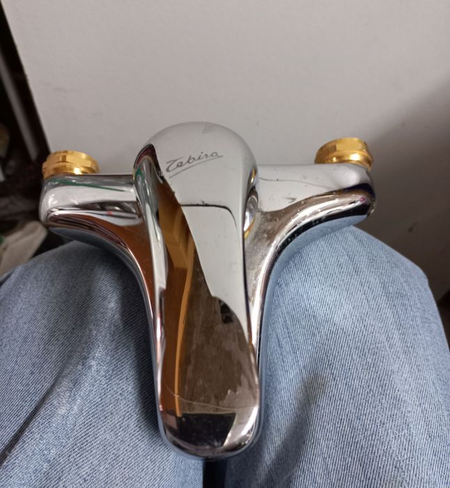 Bathroom Faucet64862299900033123