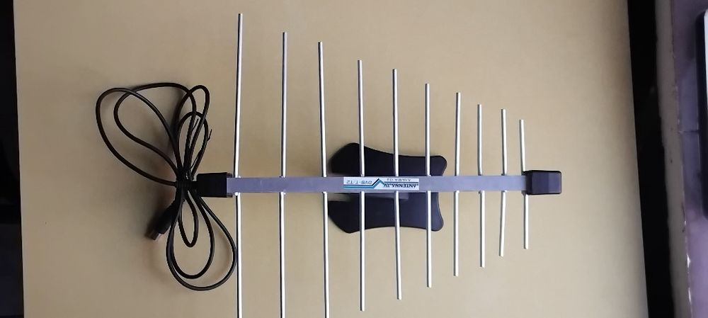 Антена еімнатна тв 2 ,Дельта 2.