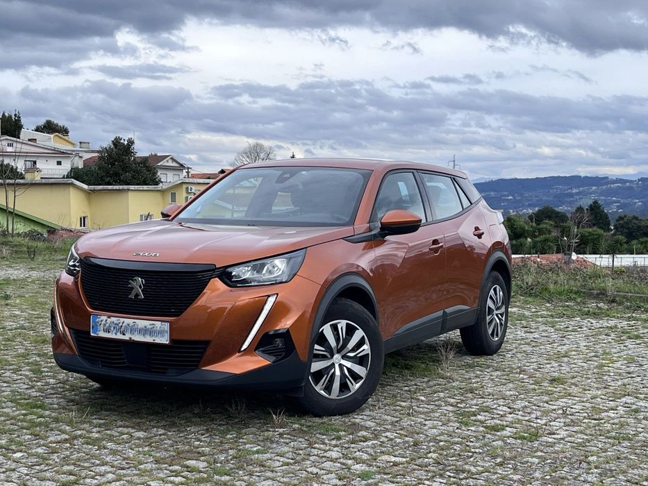 Peugeot 2008 1.5 130 cv cx.auto de 2021!!