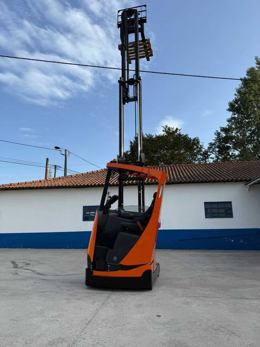 TOYOTA 48V IMPILHADOR STACKER 6750mm