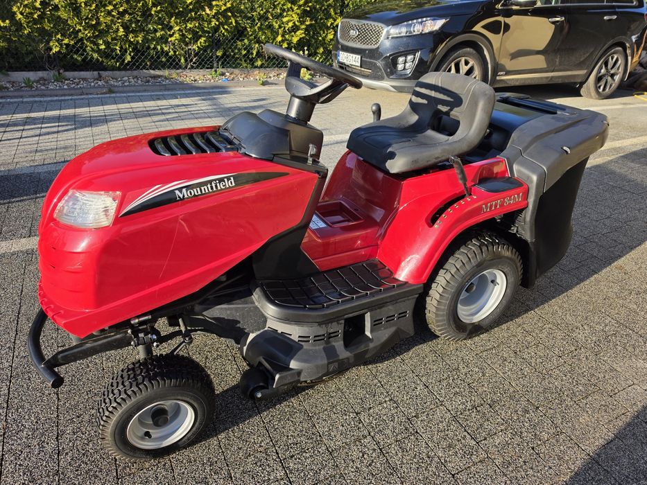 Traktorek Mountfield MTF 84M ST 350 z koszem 200 l 5,8 kW