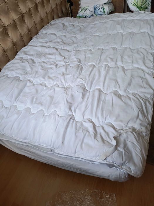 dwustronny ochraniacz na materac TOPPER 160x200 cm