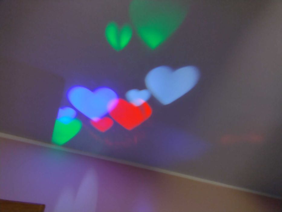 Projektor na ściane