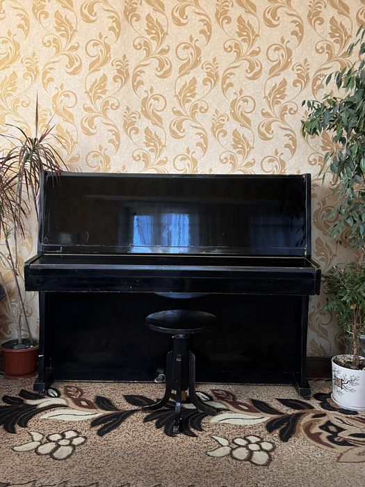 Продам фортепіано