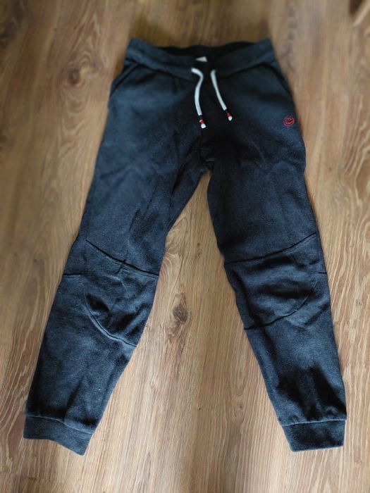 Spodnie chłopięce około 142 ciepłe