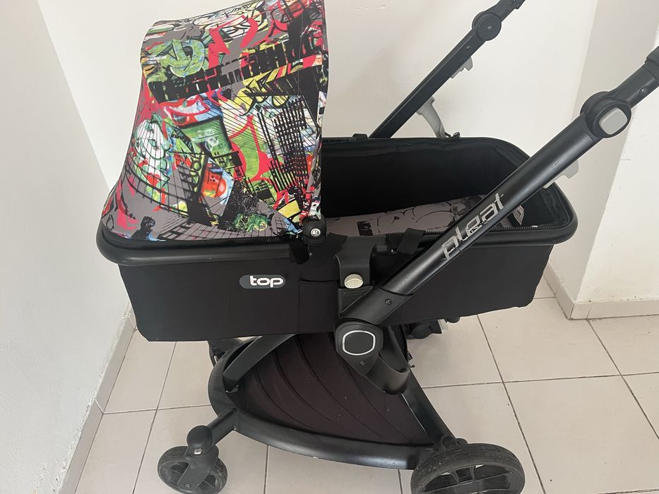 Carrinho de bebé usado